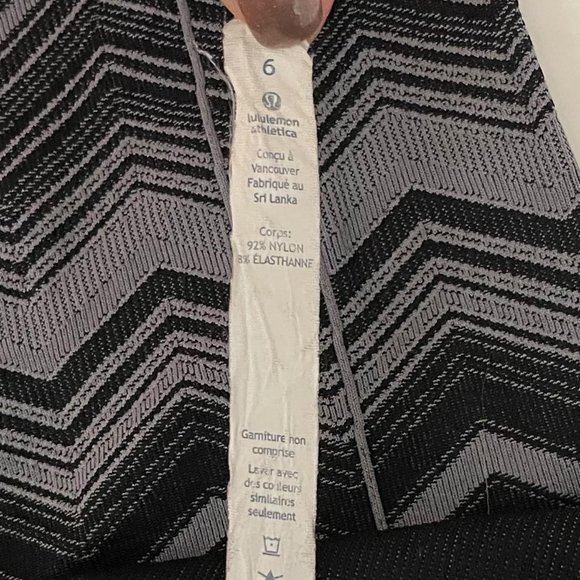 Lululemon Ebb to Street Black Grey Chevron Compression Legging Tights - Picture 5 of 7